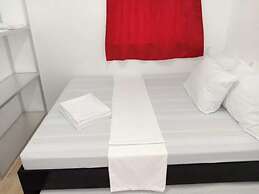 3 x 2BR each good for 12pax 3km to beach