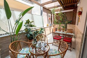 Ilias House