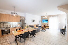 Ilias House