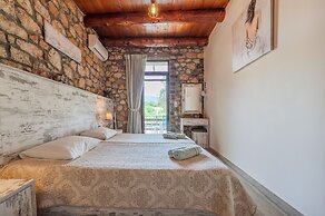 Souda Bay Cottage