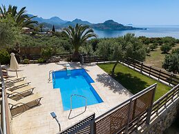 Souda Bay Cottage
