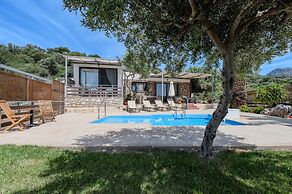Souda Bay Cottage