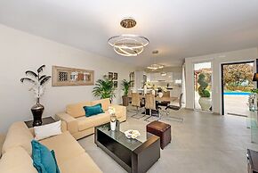 Villa4dreams