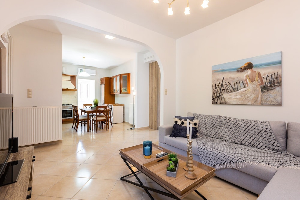 Stefanakos House