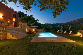 River View Villa