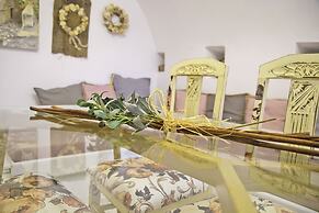 Areopolis Art Apartment