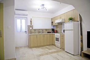 Areopolis Art Apartment