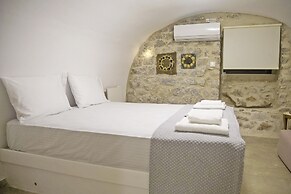 Areopolis Art Apartment