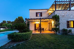 Mera Villa