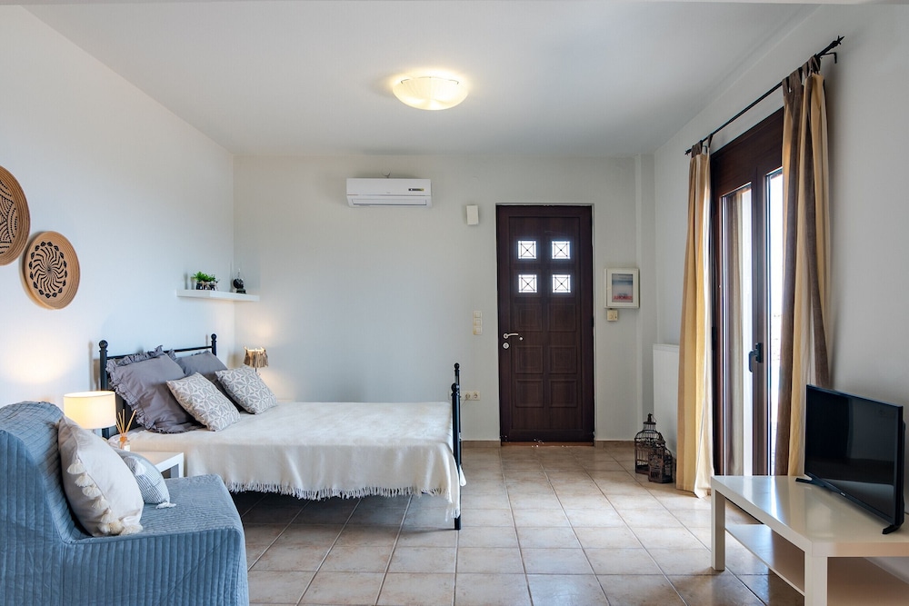 Villaki House