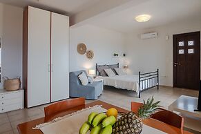 Villaki House