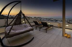 Helen Luxury Holiday House