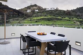 Helen Luxury Holiday House