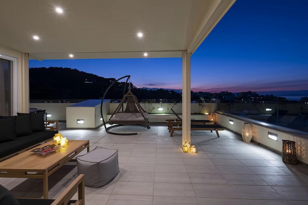 Helen Luxury Holiday House