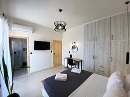 Ionias Seaside Apartment