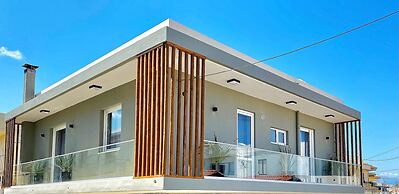 Ionias Seaside Apartment