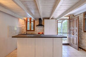 Rogalida Villa