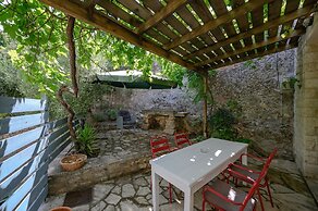 Rogalida Villa
