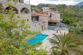 Manousaki Villa