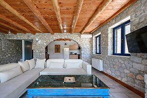 Manousaki Villa