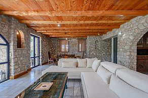 Manousaki Villa