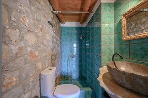 Manousaki Villa