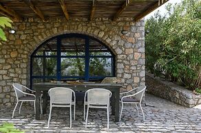 Rozare Villa