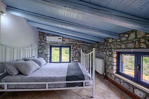Rozare Villa