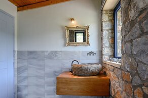 Rozare Villa