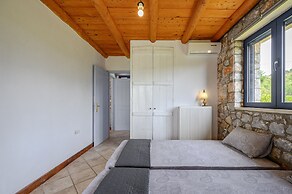 Rozare Villa