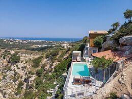 Villa Faragi Sophie