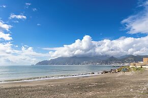 Blue Apartment Beach Vista