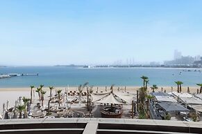 c Beach Front Studio