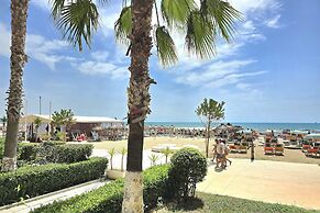 Merville Happy Stay 083