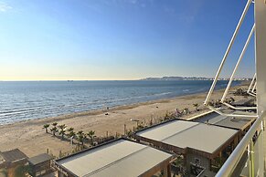 Brisa Del Mar Beachfront Apartment 115