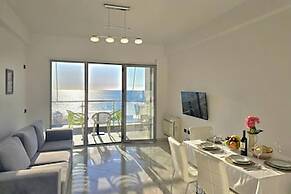 Brisa Del Mar Beachfront Apartment 115