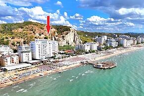 Brisa Del Mar Beachfront Apartment 115