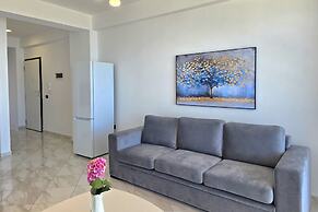 Brisa Del Mar Beachfront Apartment 115