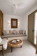 Reya Suites