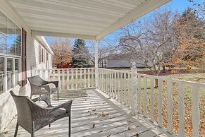 8 Mi to Dtwn Rochester: Peaceful Home w/ Deck!