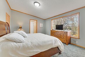 8 Mi to Dtwn Rochester: Peaceful Home w/ Deck!