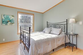 8 Mi to Dtwn Rochester: Peaceful Home w/ Deck!