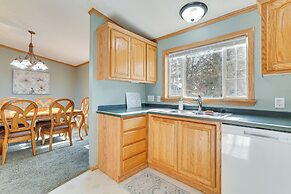 8 Mi to Dtwn Rochester: Peaceful Home w/ Deck!