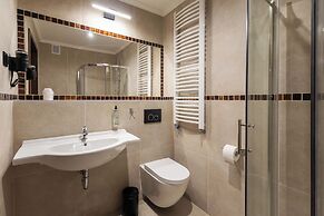 Noclegi Hit Rooms & Apartments