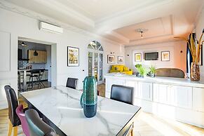 Elite Art Palace by Napoliapartments