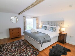 Secret Garden Cottage