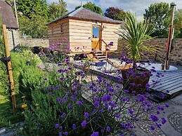 Secret Garden Cottage
