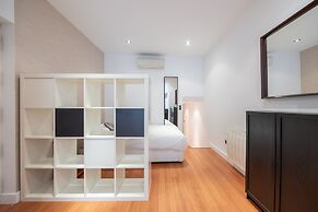 Studio in Barrio de las Letras Work or Study