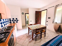 Apartment With Pool and Private Parking