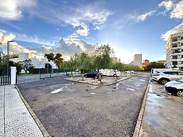 Vilamoura Downtown by Homing